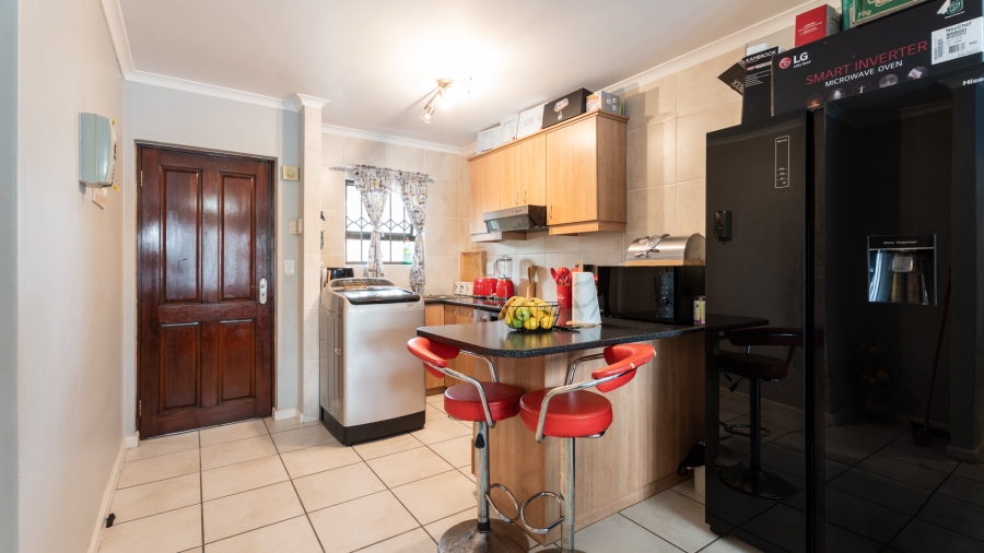 2 Bedroom Property for Sale in Burgundy Estate Western Cape
